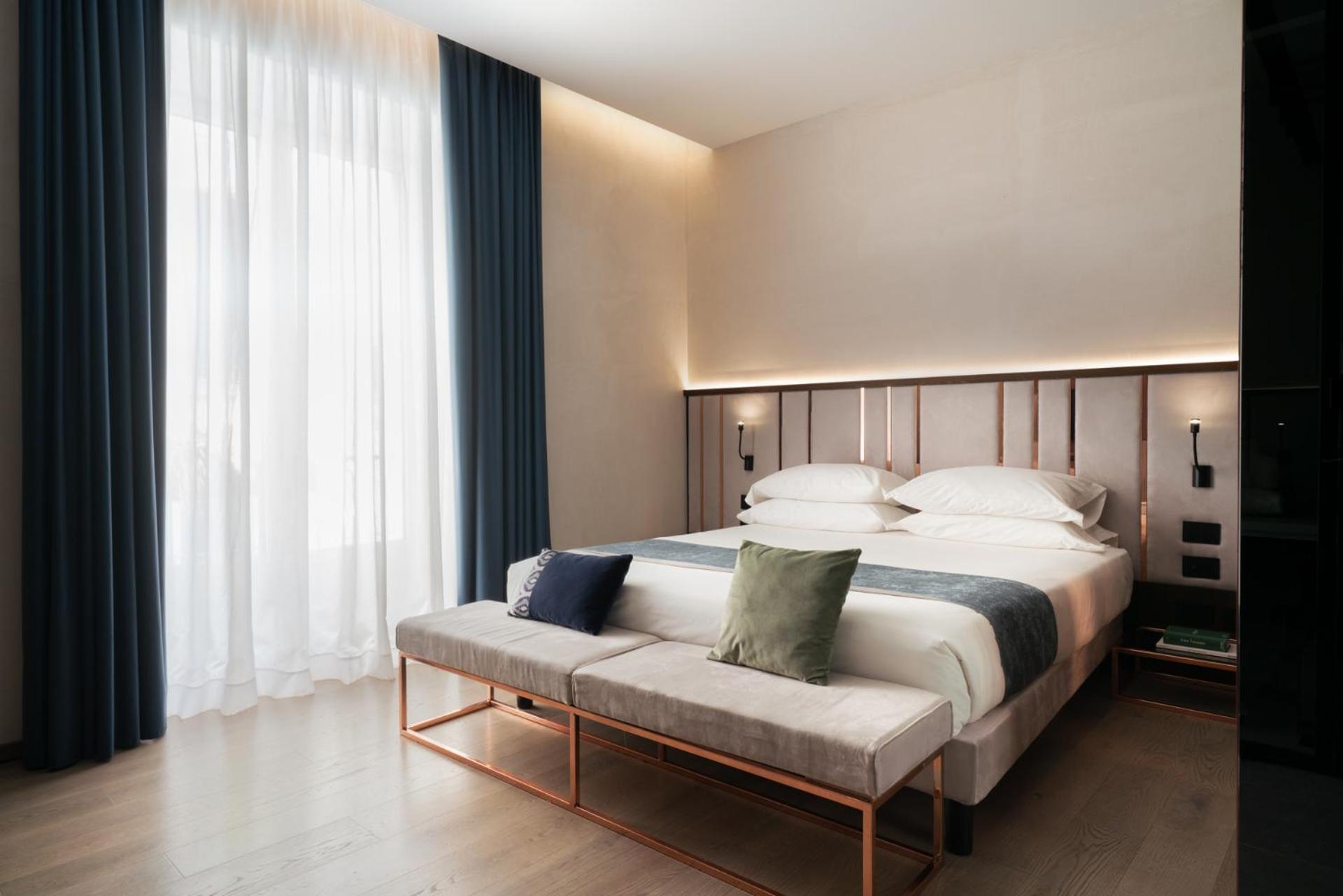 Agra Suites Naples Exterior photo
